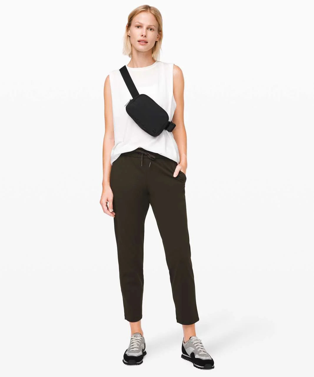Black 1L Crossbody Fanny Pack Z10726