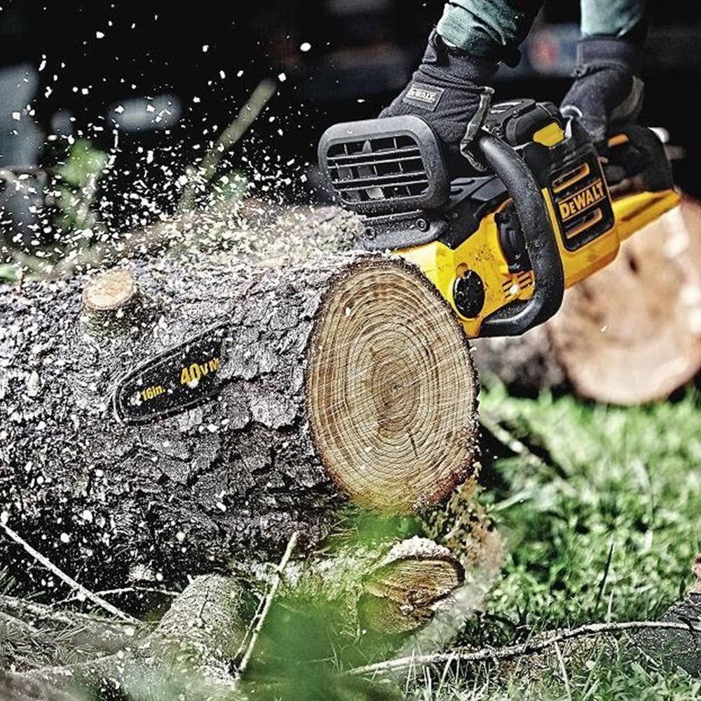 16x22 Lithium Ion Brushless Chainsaw M3083