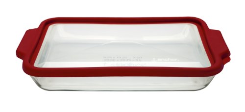 3-quart Glass Baking Dish with Airtight Lid, Cherry Red G715470