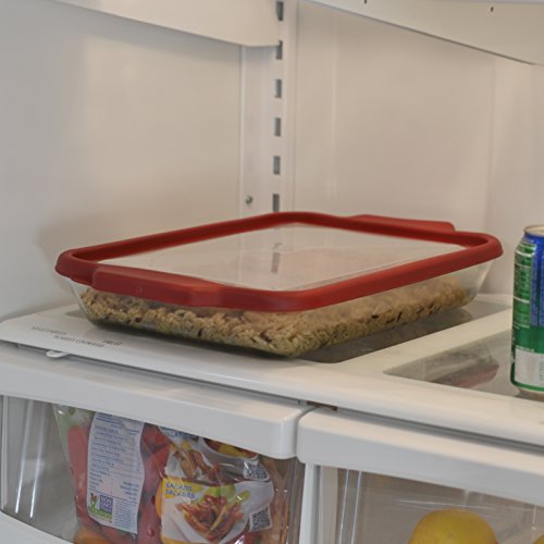 3-quart Glass Baking Dish with Airtight Lid, Cherry Red G715470