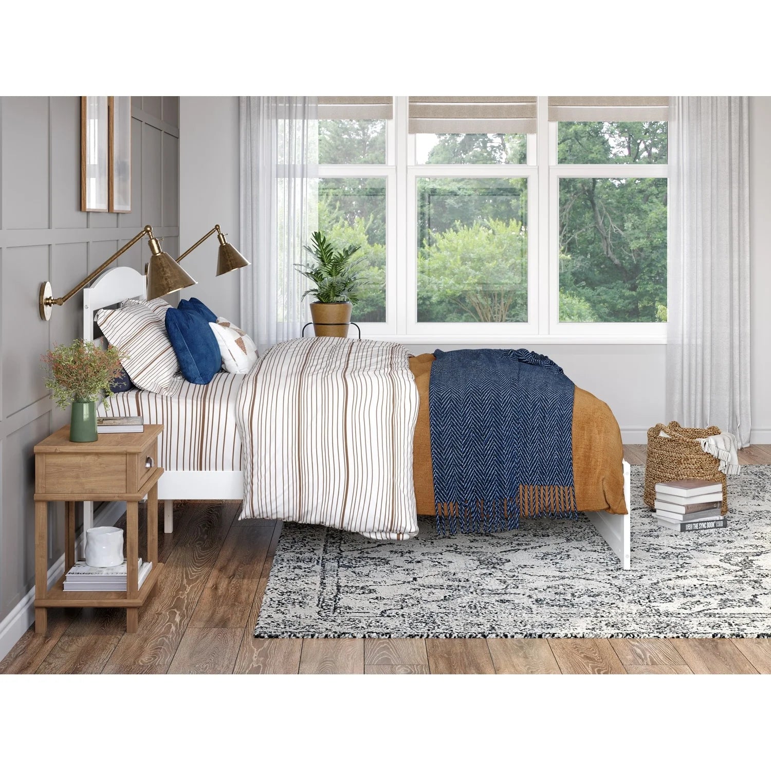 White Queen Solid Wood Platform Bed K2126