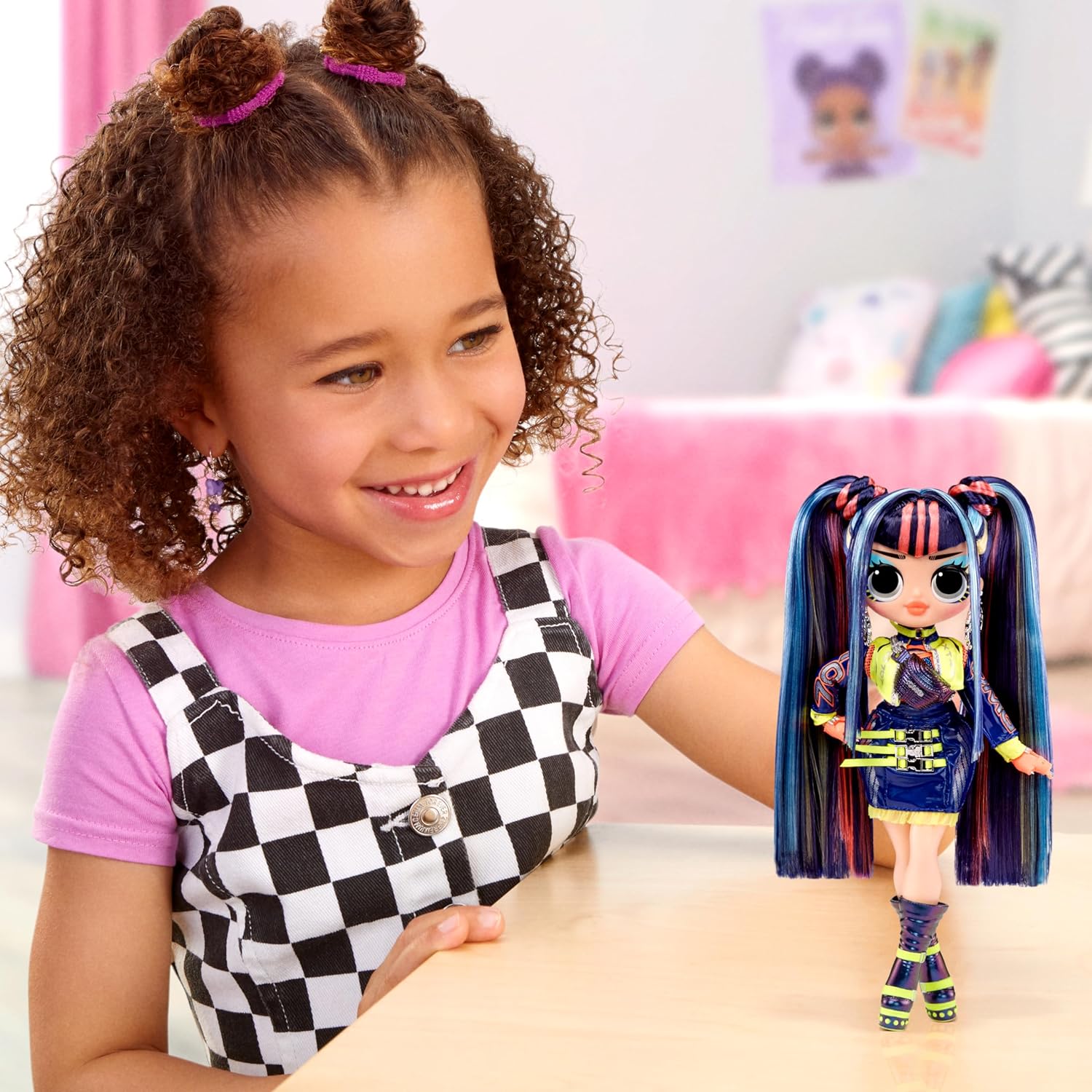 Fashion Doll with Accessories P26662