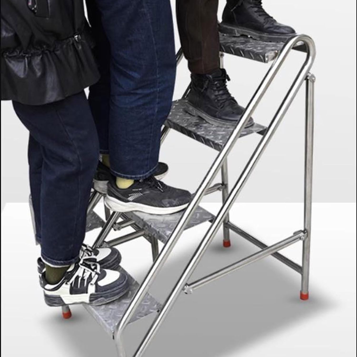 4 Step Steel Folding Ladder with Handrails N943