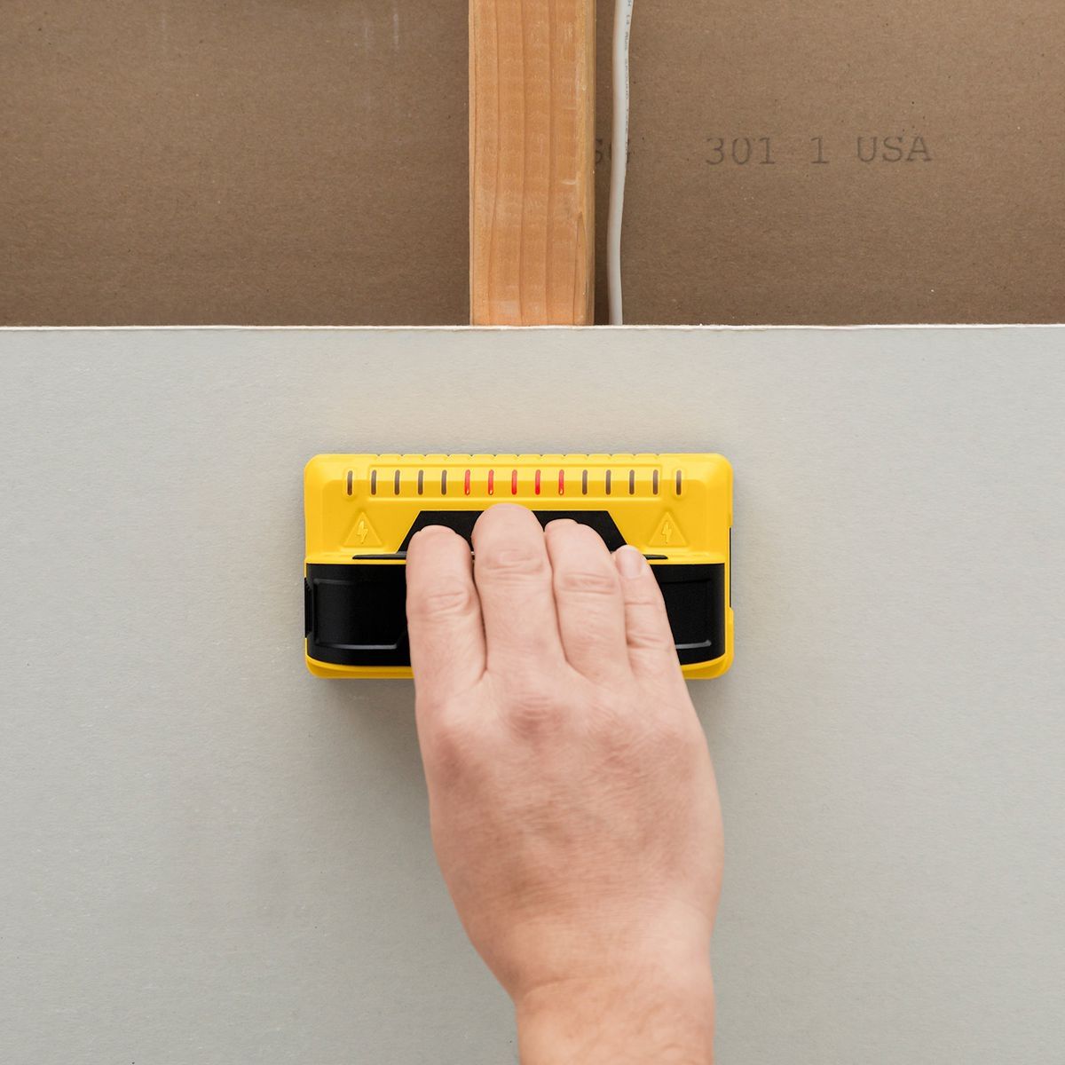 Stud Finder R164340