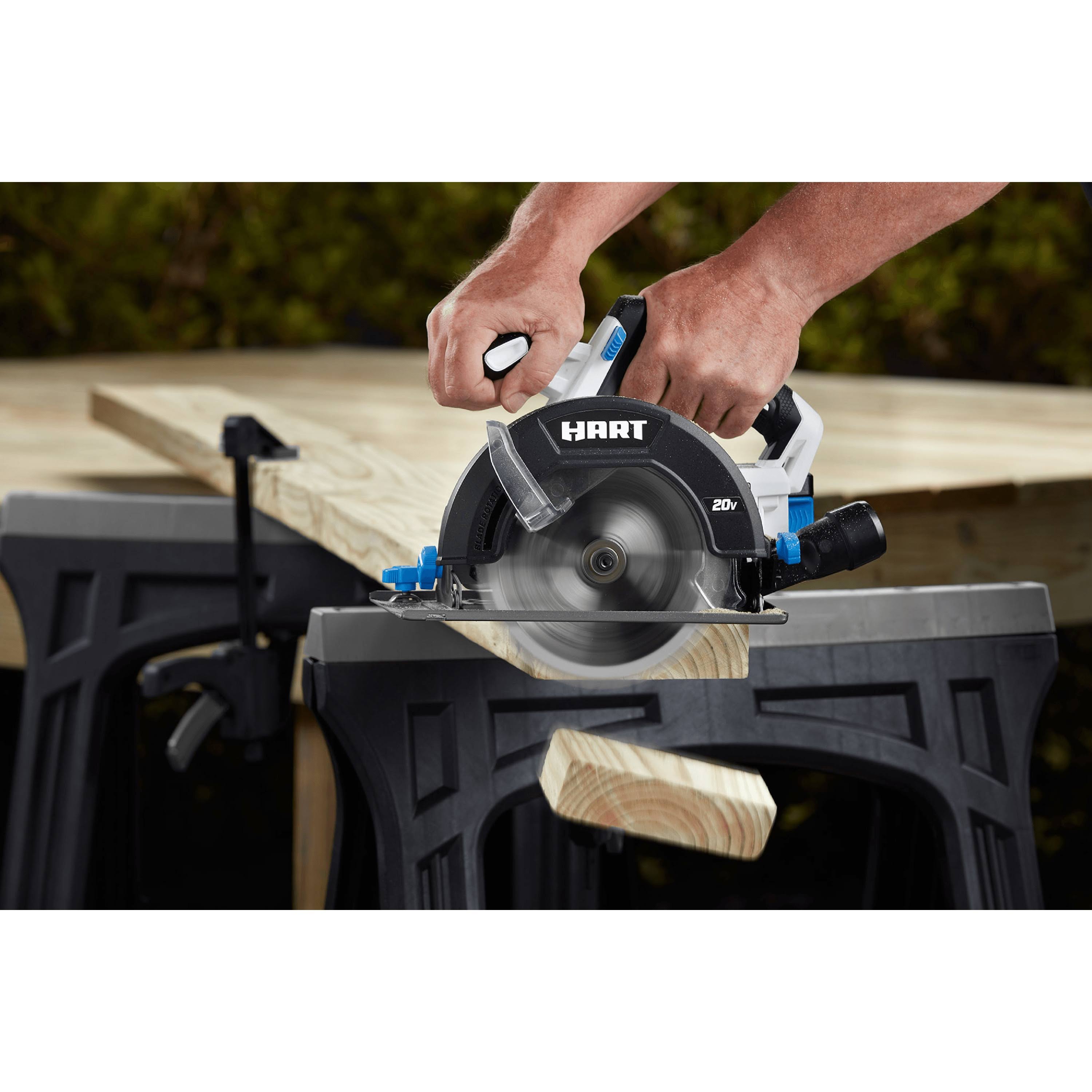 20V Cordless 6.5-Inch Circular Saw C48381