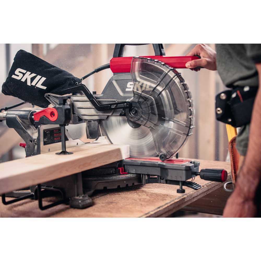 Dual Bevel Sliding Miter Saw X54905