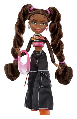 Sasha Fashion Doll with 10 Accessories and Poster I270