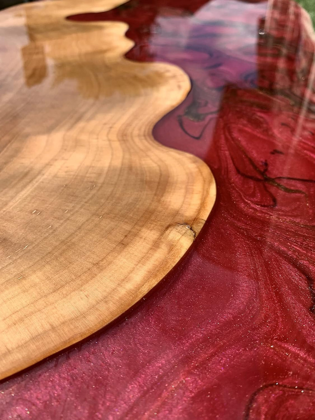 Live Edge River Table O64877