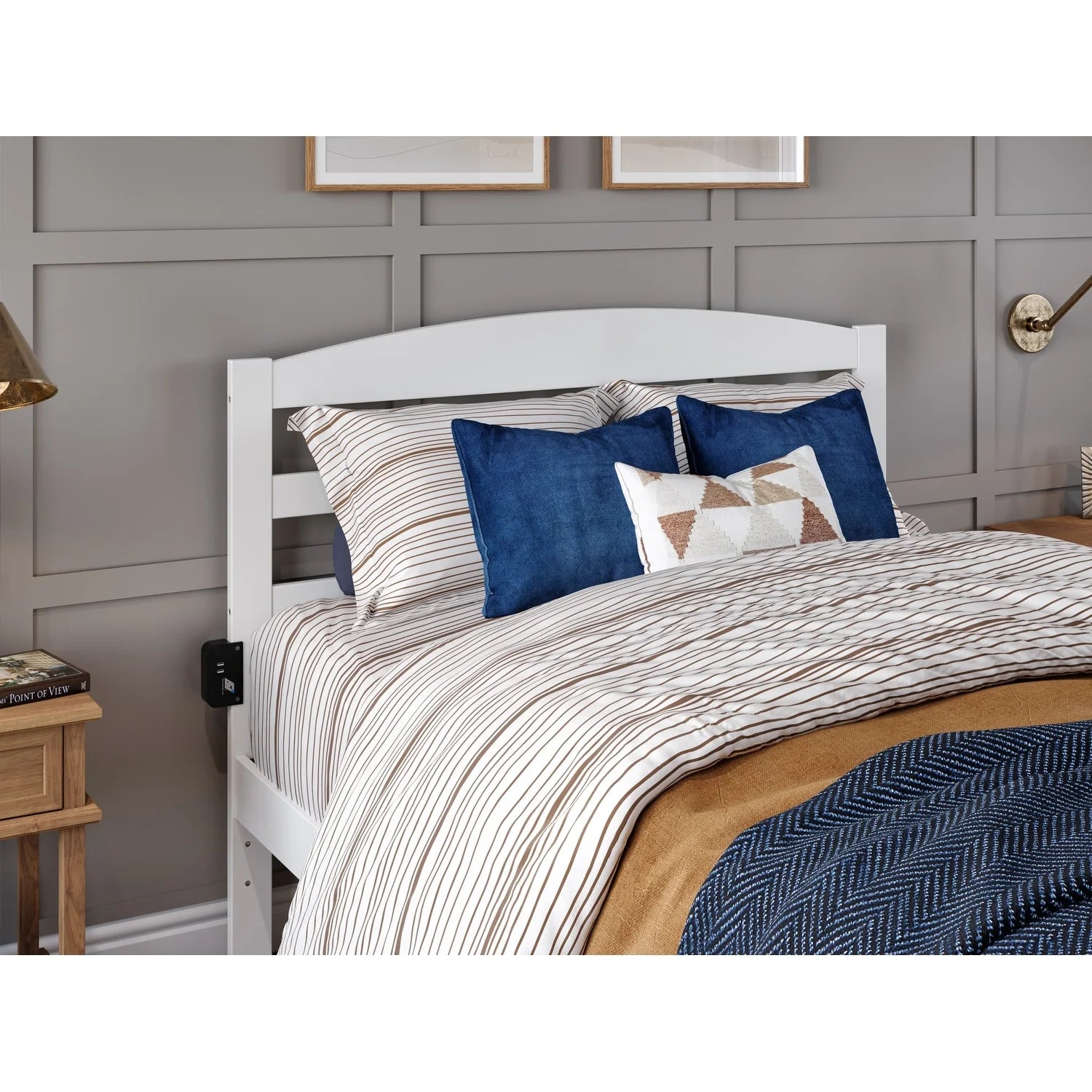 White Queen Solid Wood Platform Bed K2126
