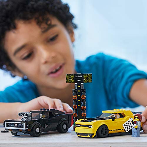 2018 Dodge Challenger SRT Demon and 1970 Dodge Charger R/T Building Kit (478 Pieces) Y664
