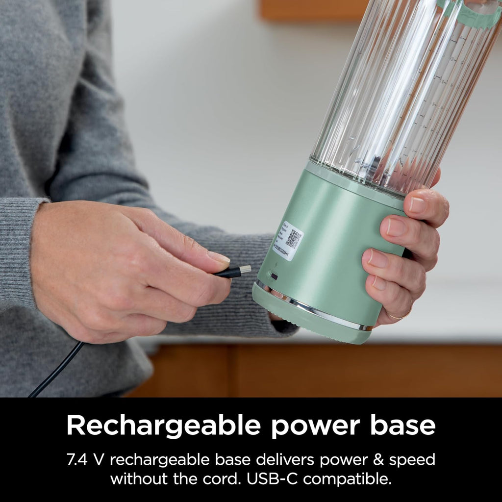 Portable Blender, Cordless, 18oz. Vessel, BPA Free, USB-C Rechargeable, Tinted Mint U78082