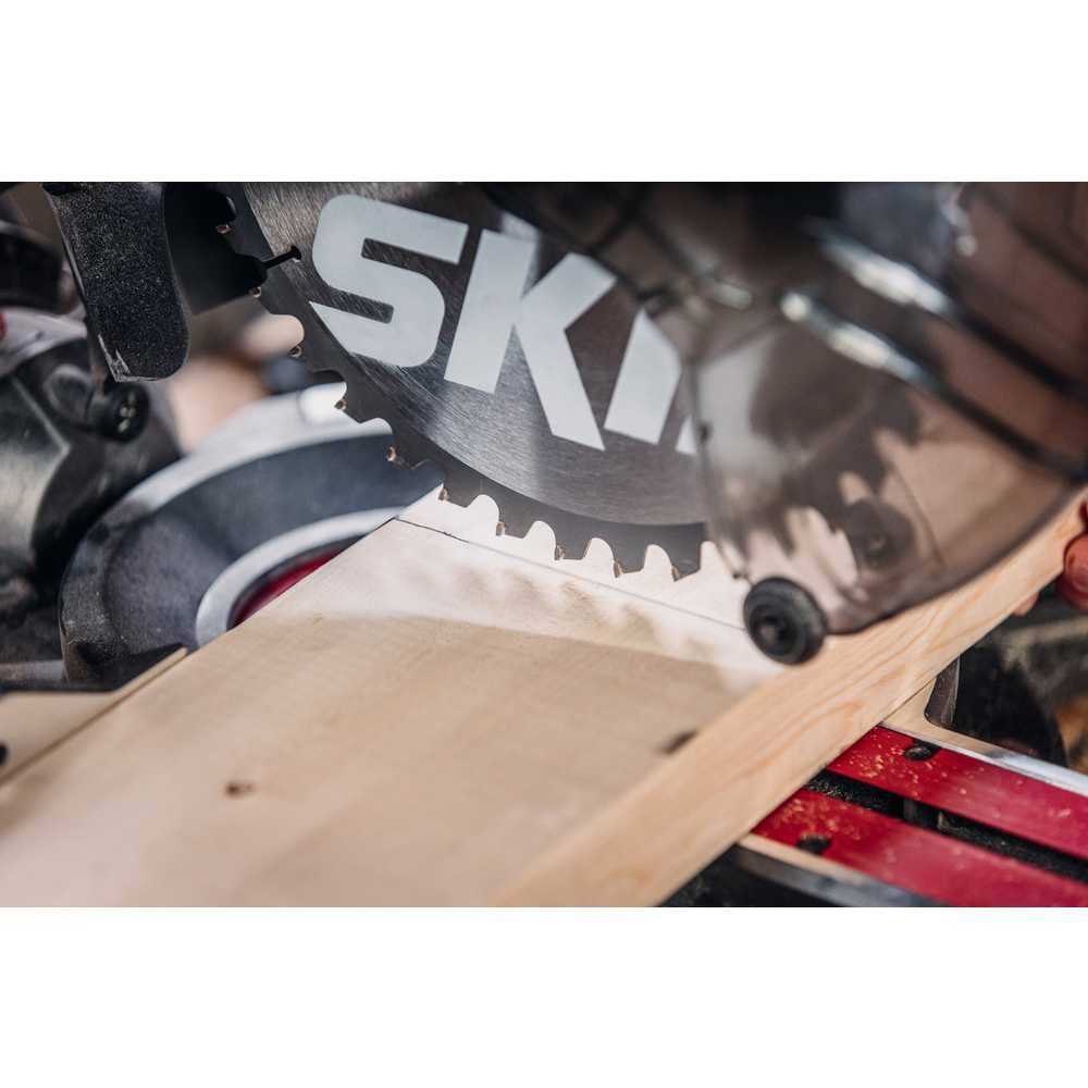 Dual Bevel Sliding Miter Saw X54905